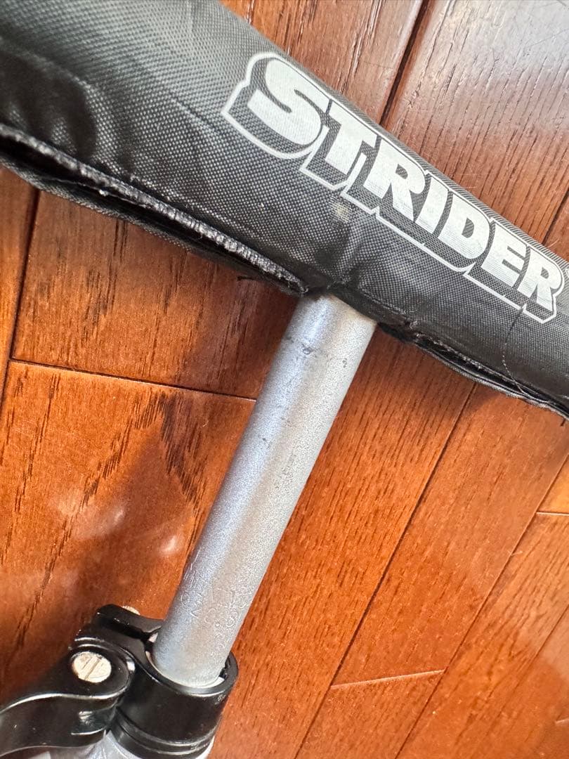 STRIDER pro ナンバープレート付き