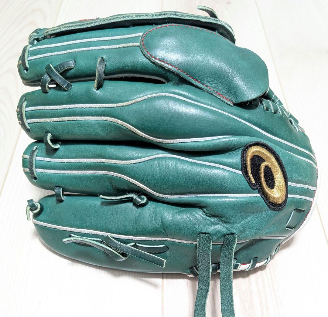 ASICS　ゴールドステージ　少年軟式用　ダルビッシュ侑モデル