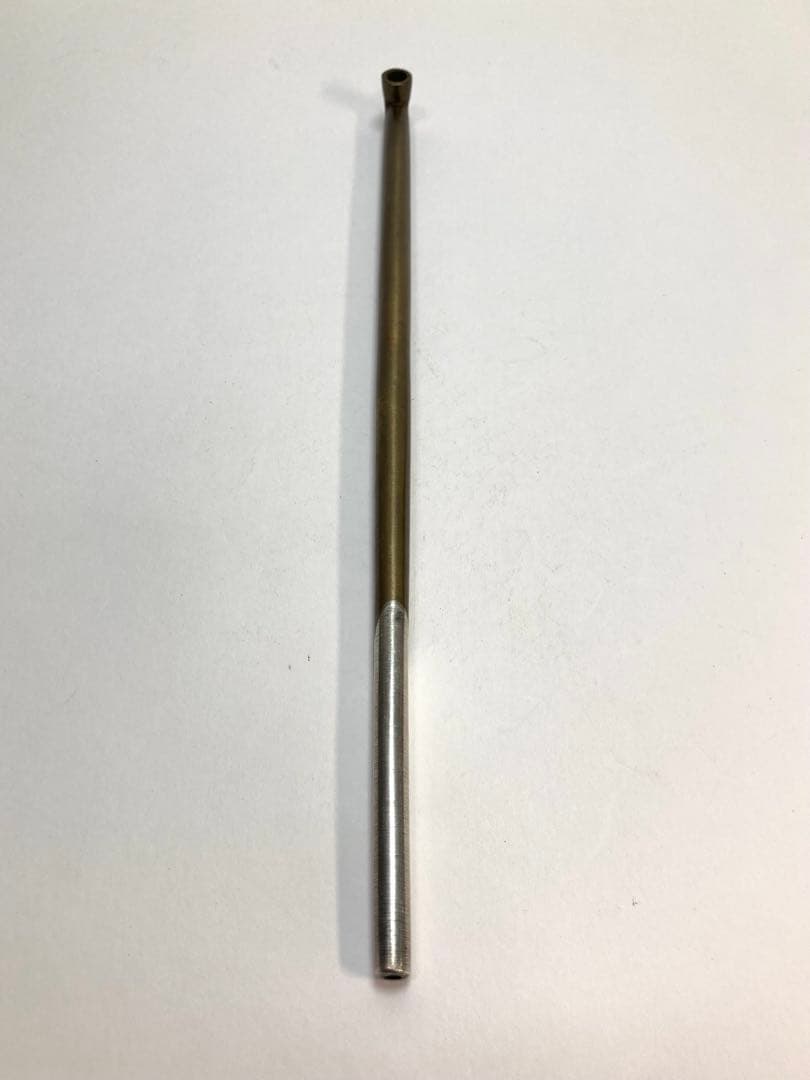 長い阿多張り煙管　棹真鍮吸い口銀製　阿多中村　刻印　鹿児島骨董逸品　31.5cm