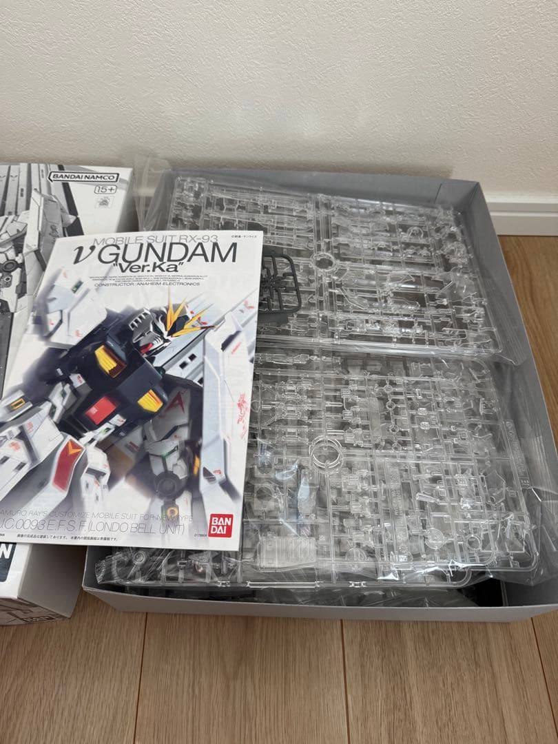 MG RX-93 νガンダム Ver.Ka メカニカルクリア