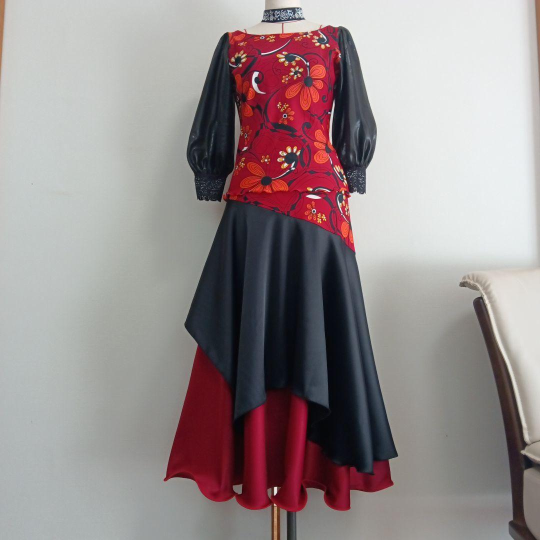 お値下げ　ハンドメイド　深紅色　社交ダンスドレス　セットアップ　トップススカート