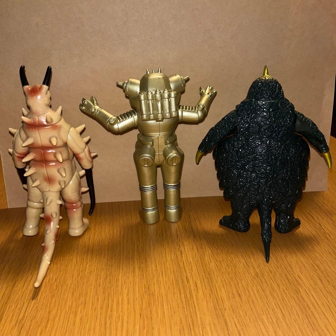 円谷プロ ウルトラ怪獣　ウルトラマン　ソフビ 9体　セット