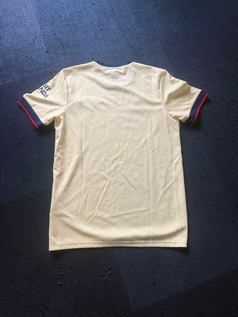 アーセナル　ユニフォーム　アウェイ