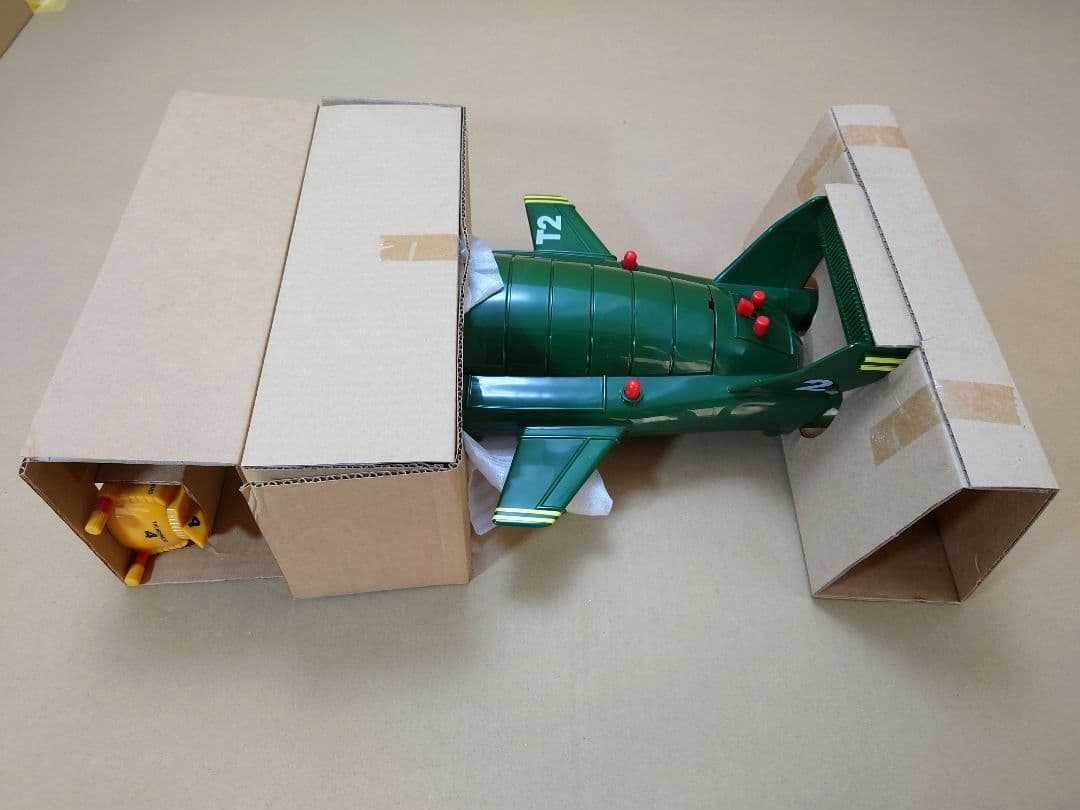 サンダーバード２号　全長４３㎝　未使用　エレトロニック セット　CARLTON