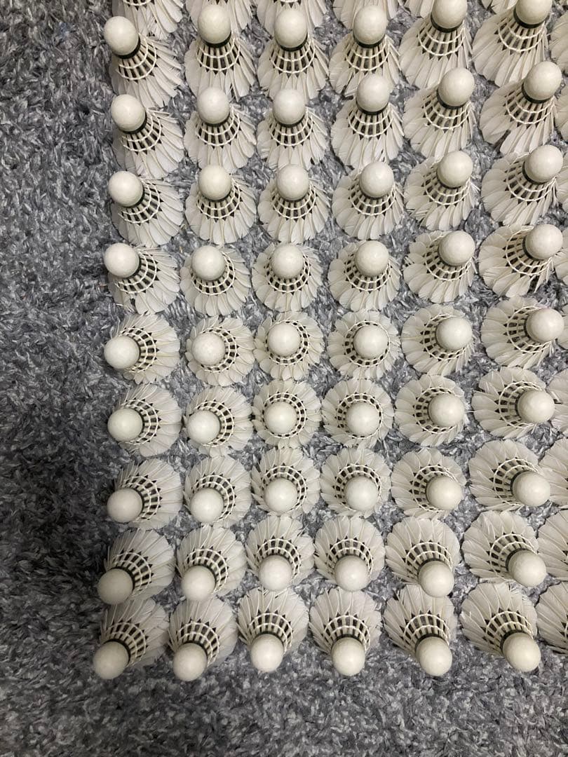 中古シャトル　バドミントン　美品　１２０個