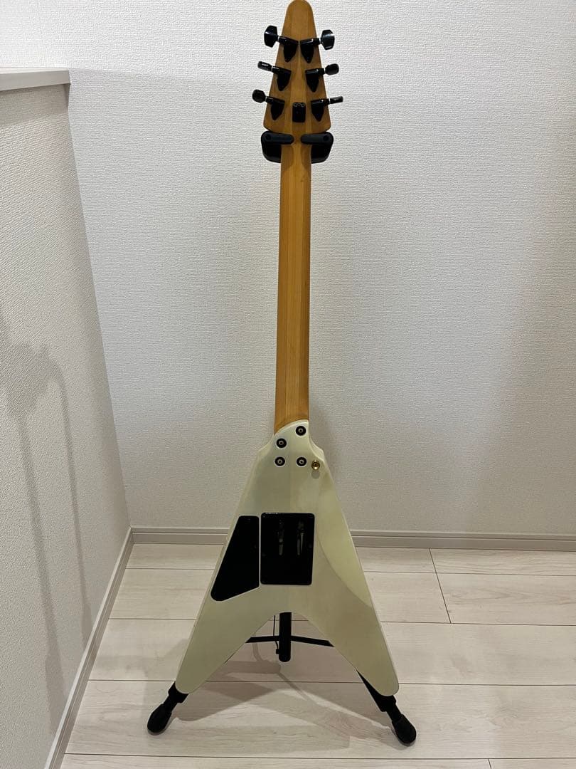 FERNANDES フライングV タイプ