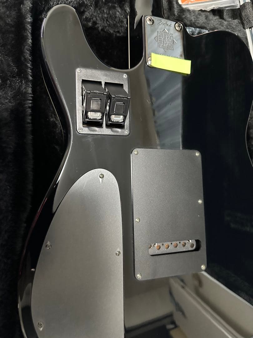 布袋寅泰モデルギター（シールドのみ）