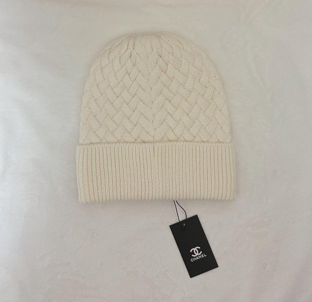 CHANEL アイボリー 編み込みビーニー 新品タグ付き