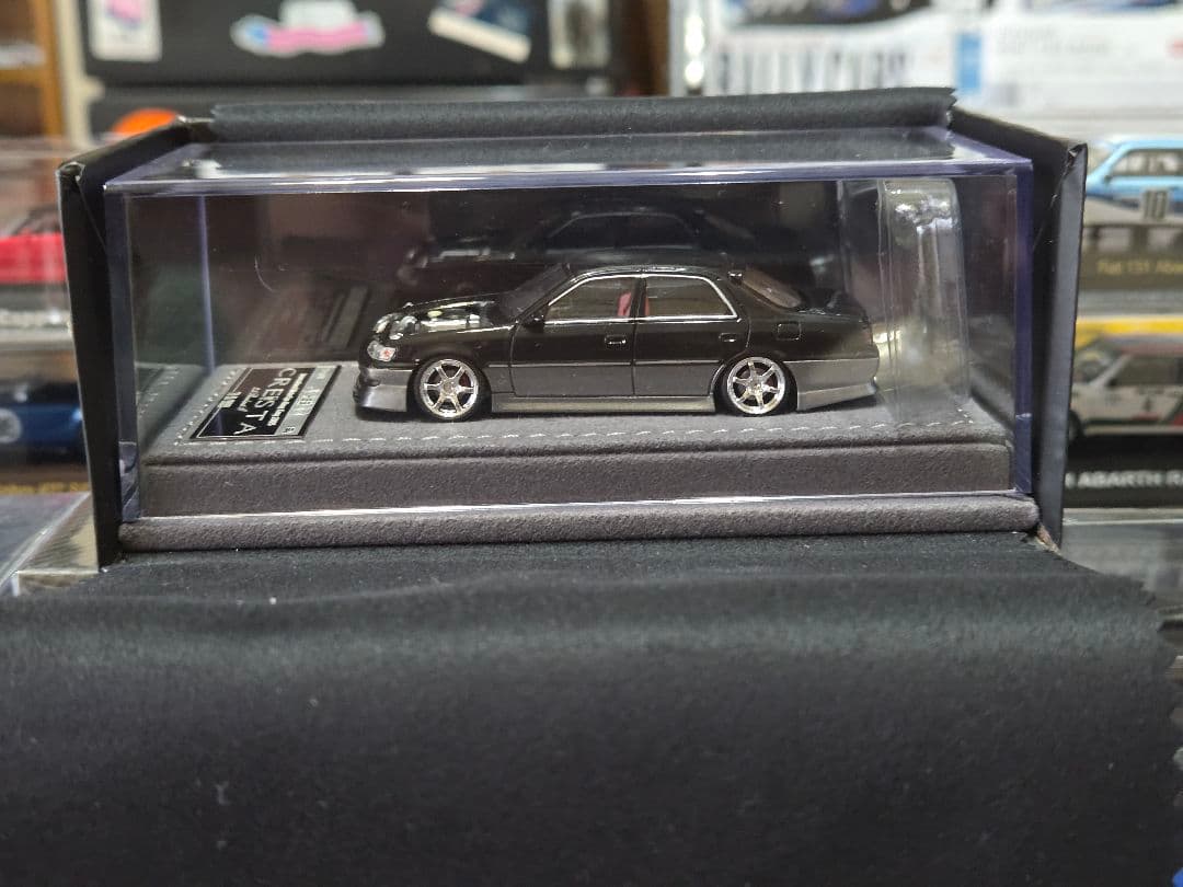 新色✨️MORTALMODELトヨタ クレスタ2.5ルーラントG黒銀1/64