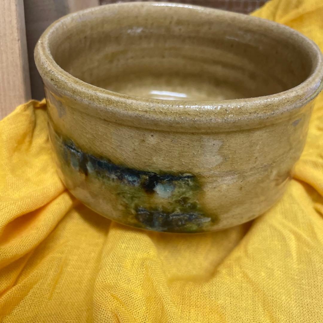 加藤錦雄 茶碗 陶器製 花模様　赤津焼　茶道
