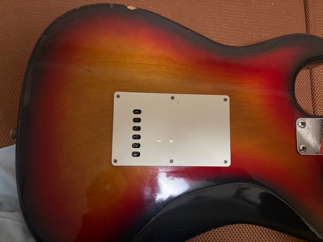 Fresher Straightiter エレキギター サンバースト