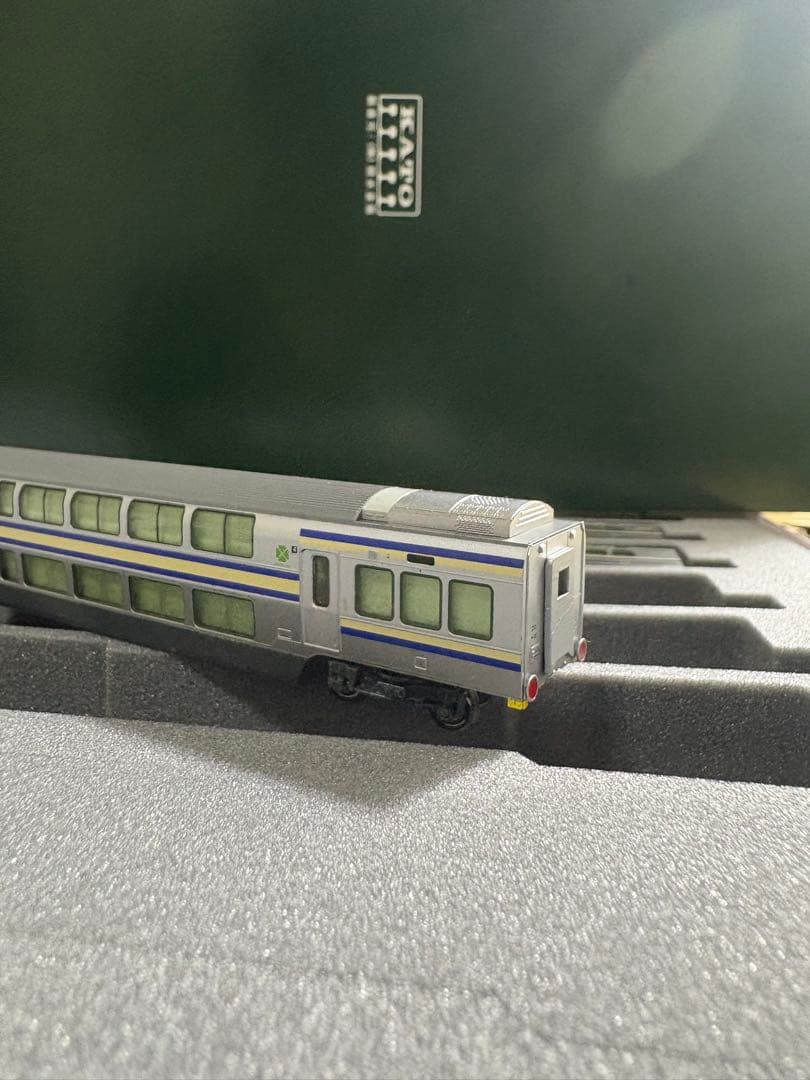 KATO E235系グリーン車配給セット
