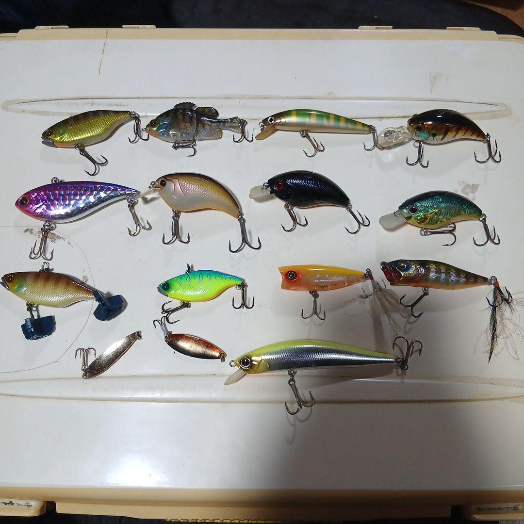 バス釣り引退セット235000セットはワームも込みになります。