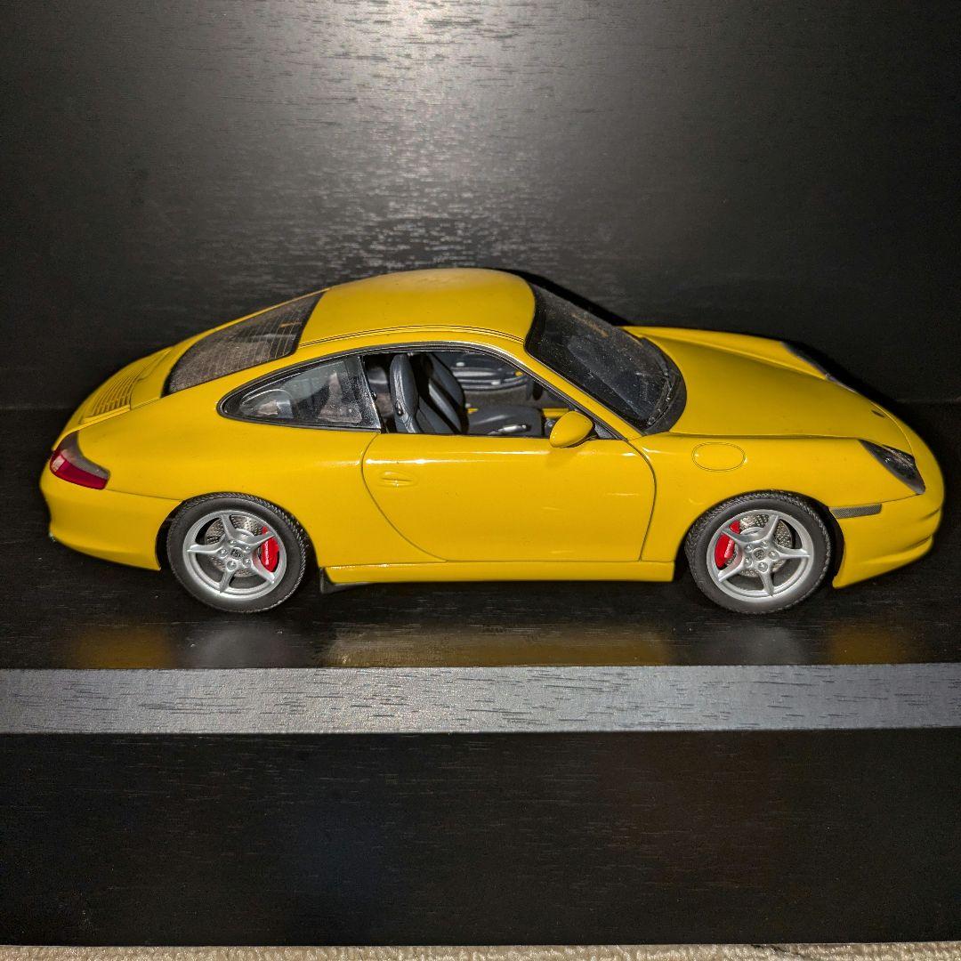 AUTOart　ポルシェ　911 996 1/18 ジャンク　後期