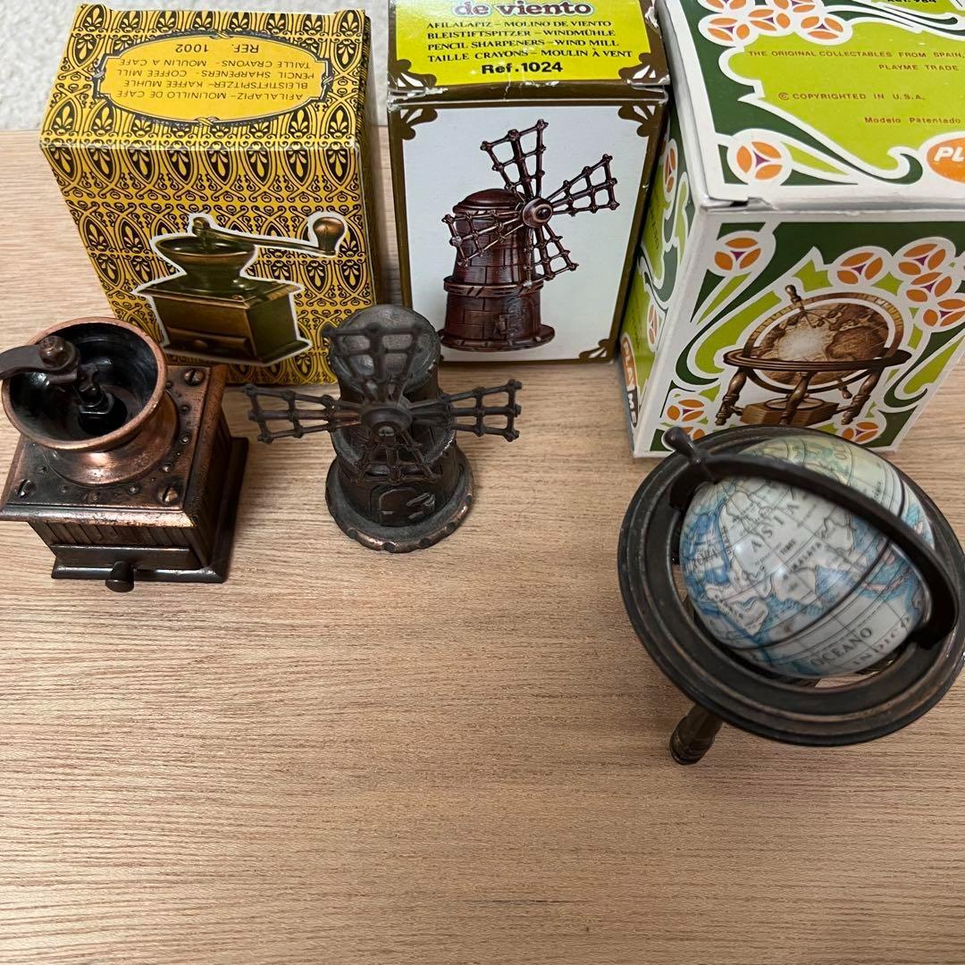 スペイン　アンティーク　PLAY ME 15個セット　飾り棚つき　鉛筆削り