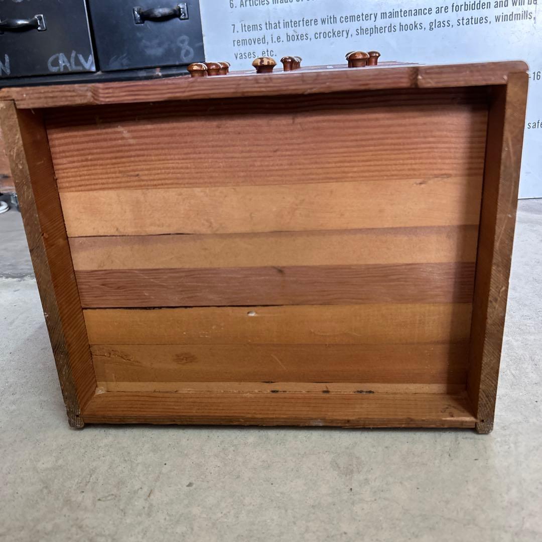 昭和レトロ 木製 薬箱 ミニチェスト 箪笥 引き出し収納 22杯10段 蚤の市