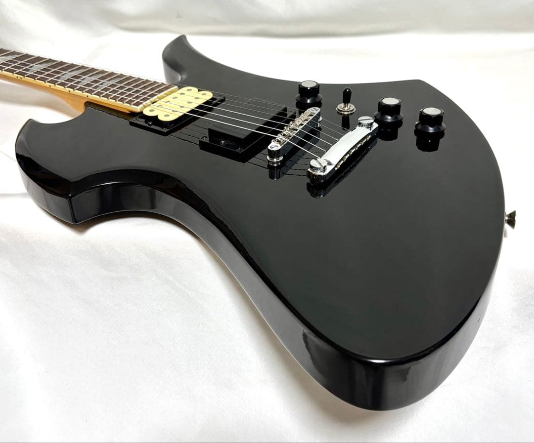 【新品弦張替済】PRO-SESSION エレキギター モッキンバード