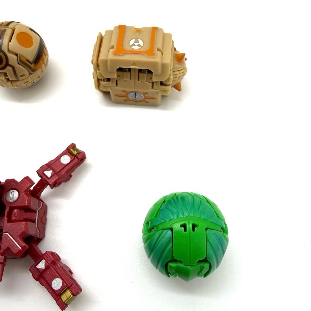 激レア　希少　爆丸　bakugan まとめ売り　8 体