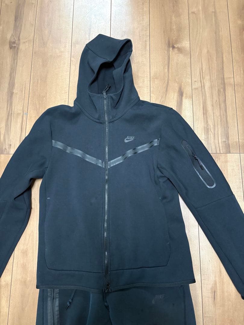 Nike テックフリース上下セットアップ　 ブラック