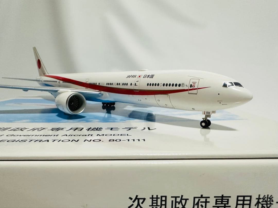 全日空商事 1/200 Boeing 777-300ER モデル JG20108