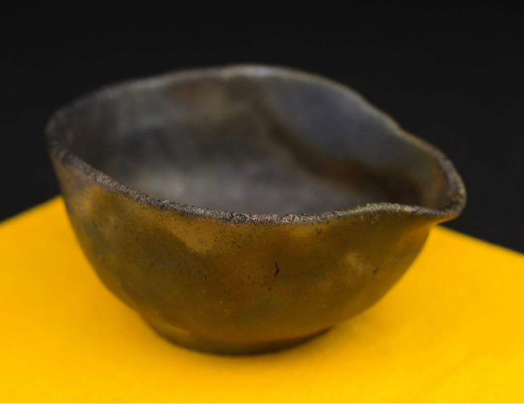 備前焼 森 宝山 宝山 希少 手造松の実摘み 宝瓶 急須