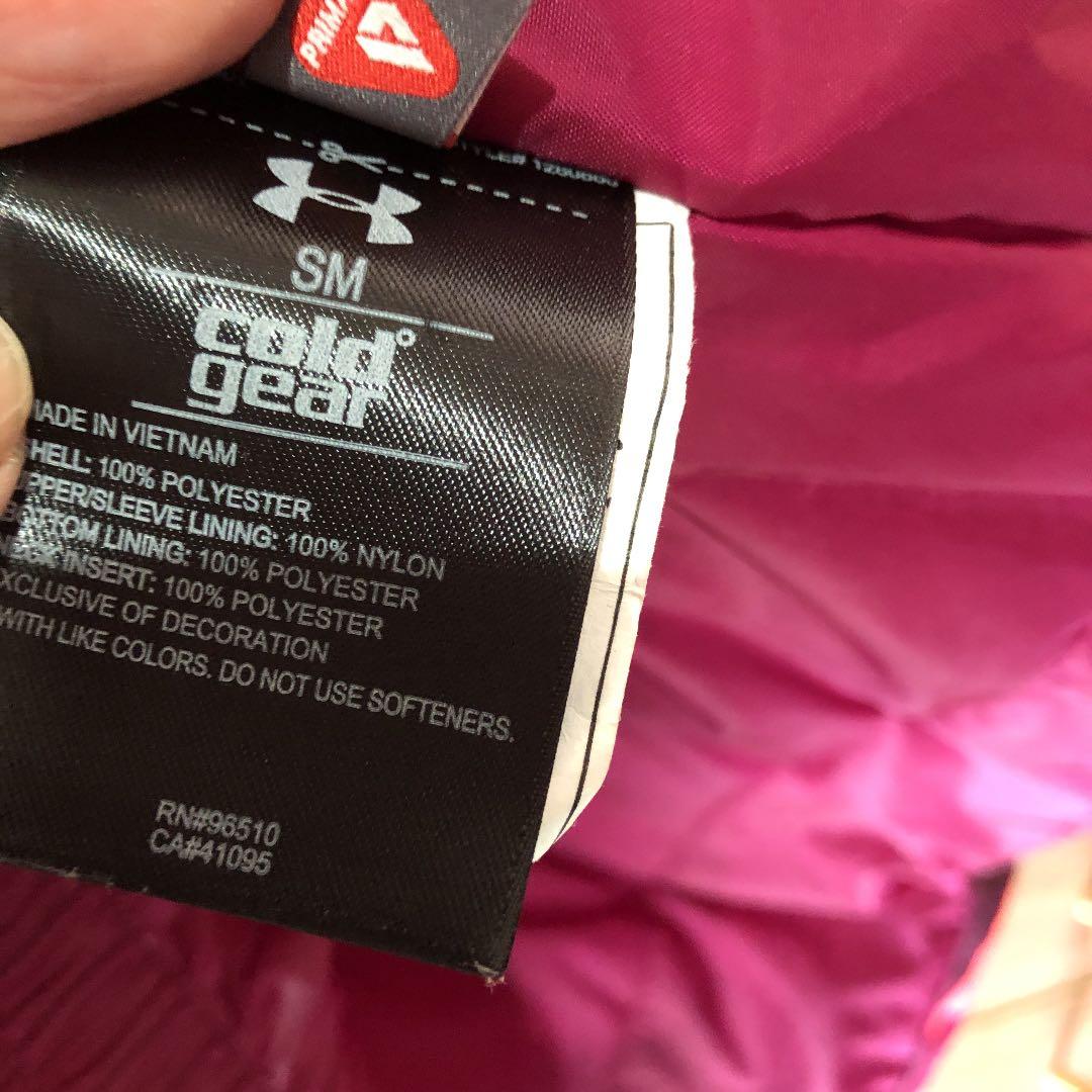 アンダーアーマースノーボードウェア