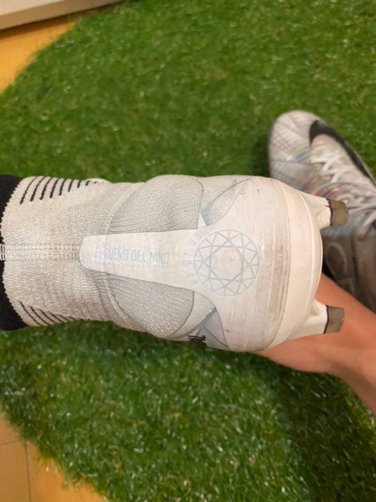 NIKE サッカースパイク　CR7