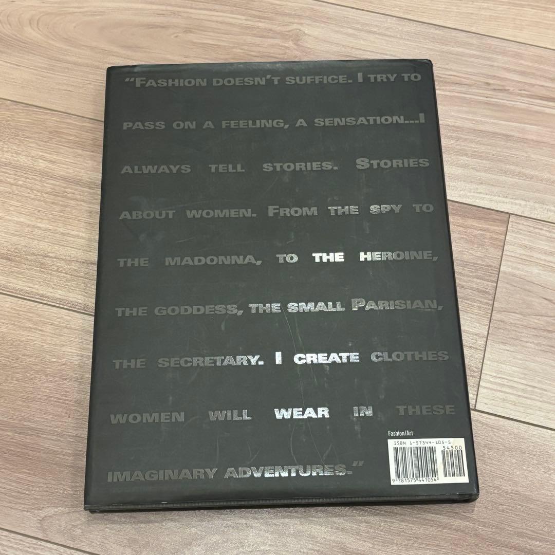 THIERRY MUGLER ファッション集