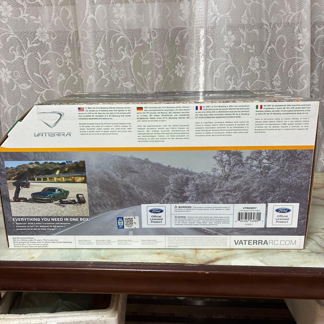 VATERRA 1967 Mustang ラジコンカー