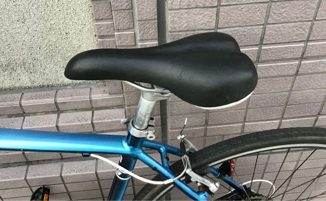 GIANT エスケープ クロスバイク ESCAPE R3 M 24段　東京