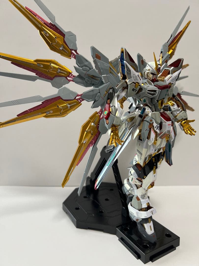 ガンプラ MGEX 1/100 ストライクフリーダムガンダム 塗装完成品