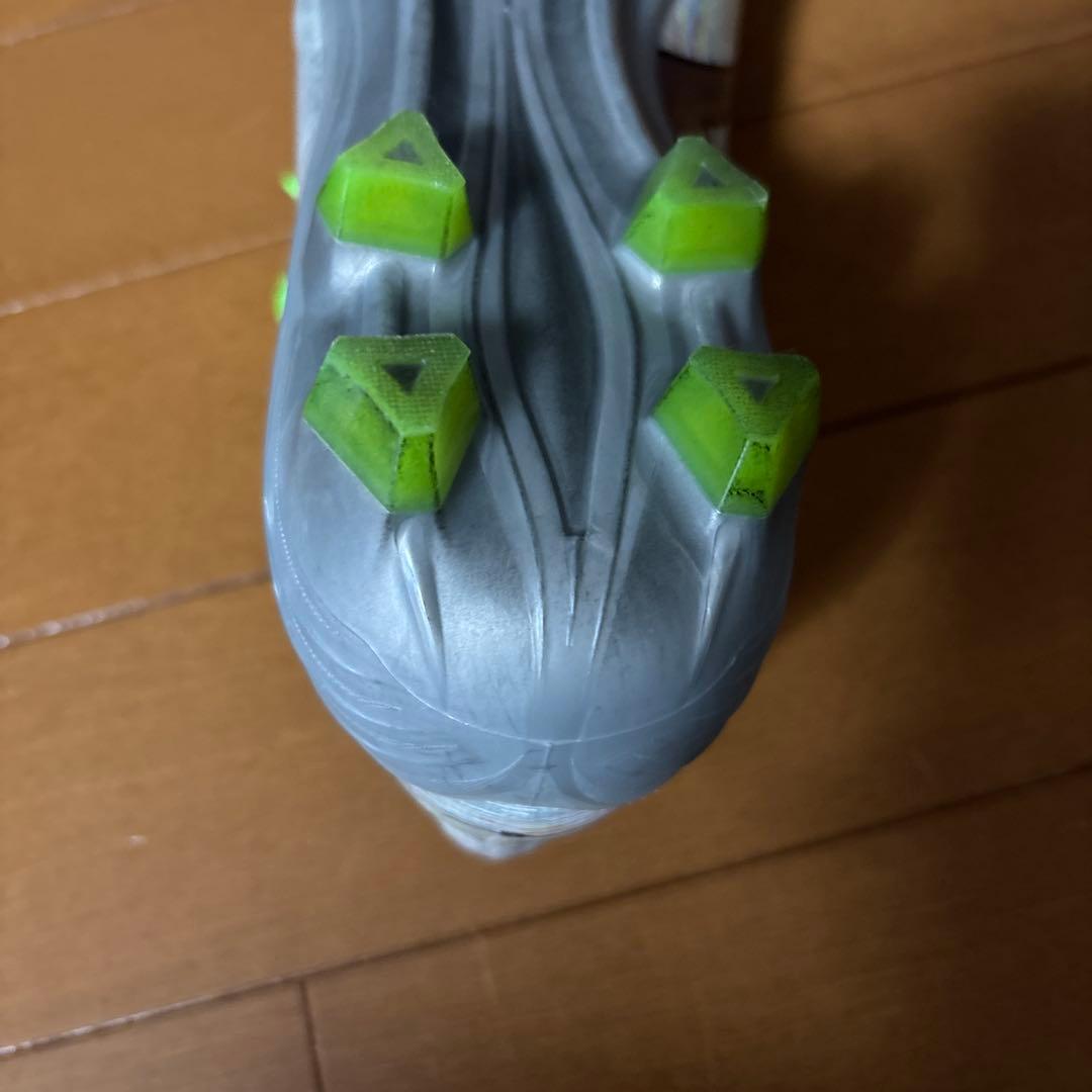 MIZUNOアルファ2PRO ホワイト×シルバーイリディセント 26.5センチ