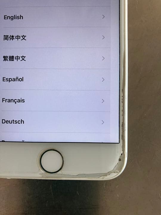 iPhone7 本体　シルバー　32G simロック解除済み