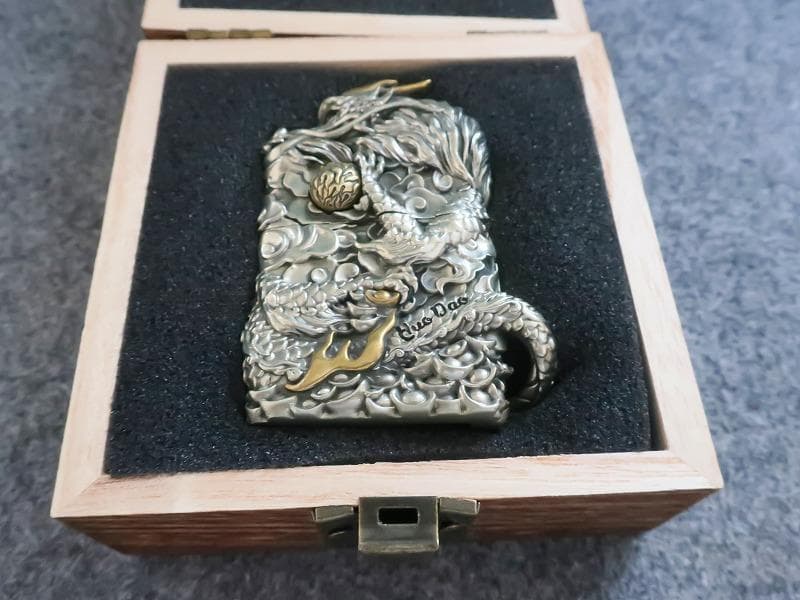 ジッポ ZIPPO ライター 竜 龍 ドラゴン 両面 如意宝珠 付 高級木箱付