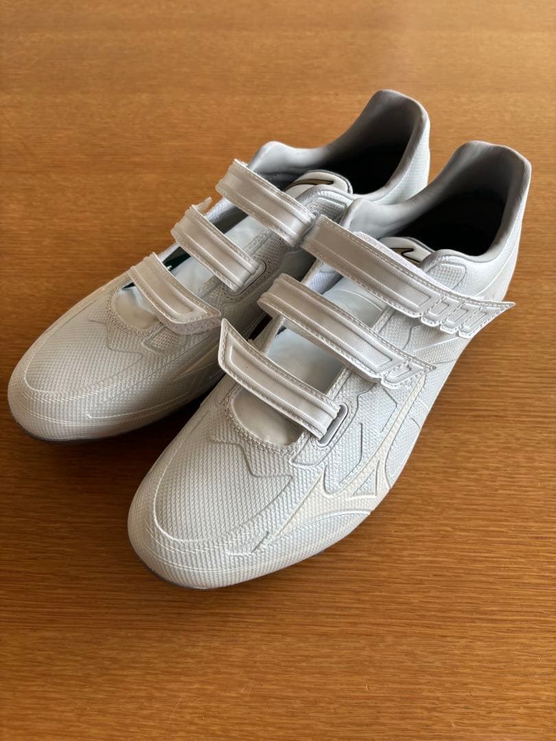 値下 野球 新品 ミズノ スパイク ベルト 硬式　11GM221101 28cm