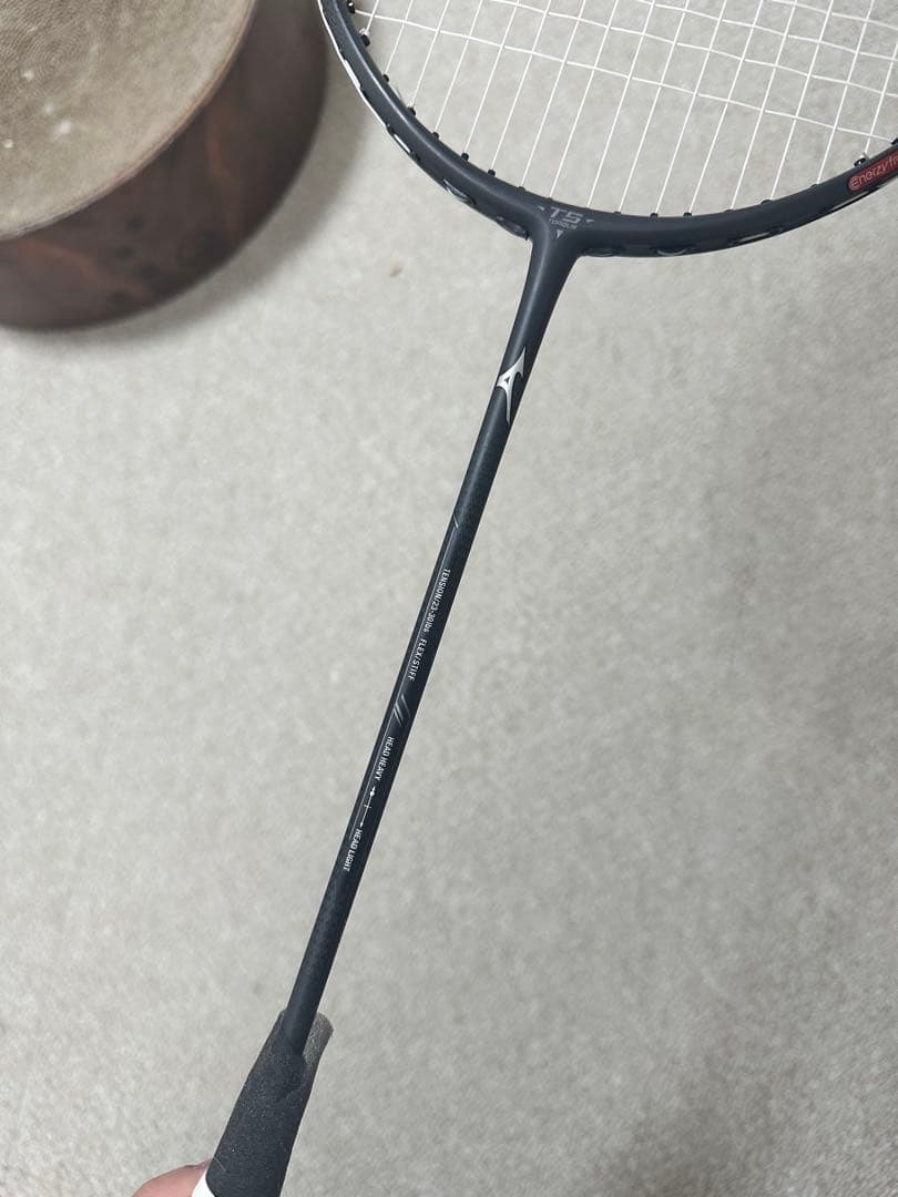 アクロフォース100 バドミントンラケット　ミズノ