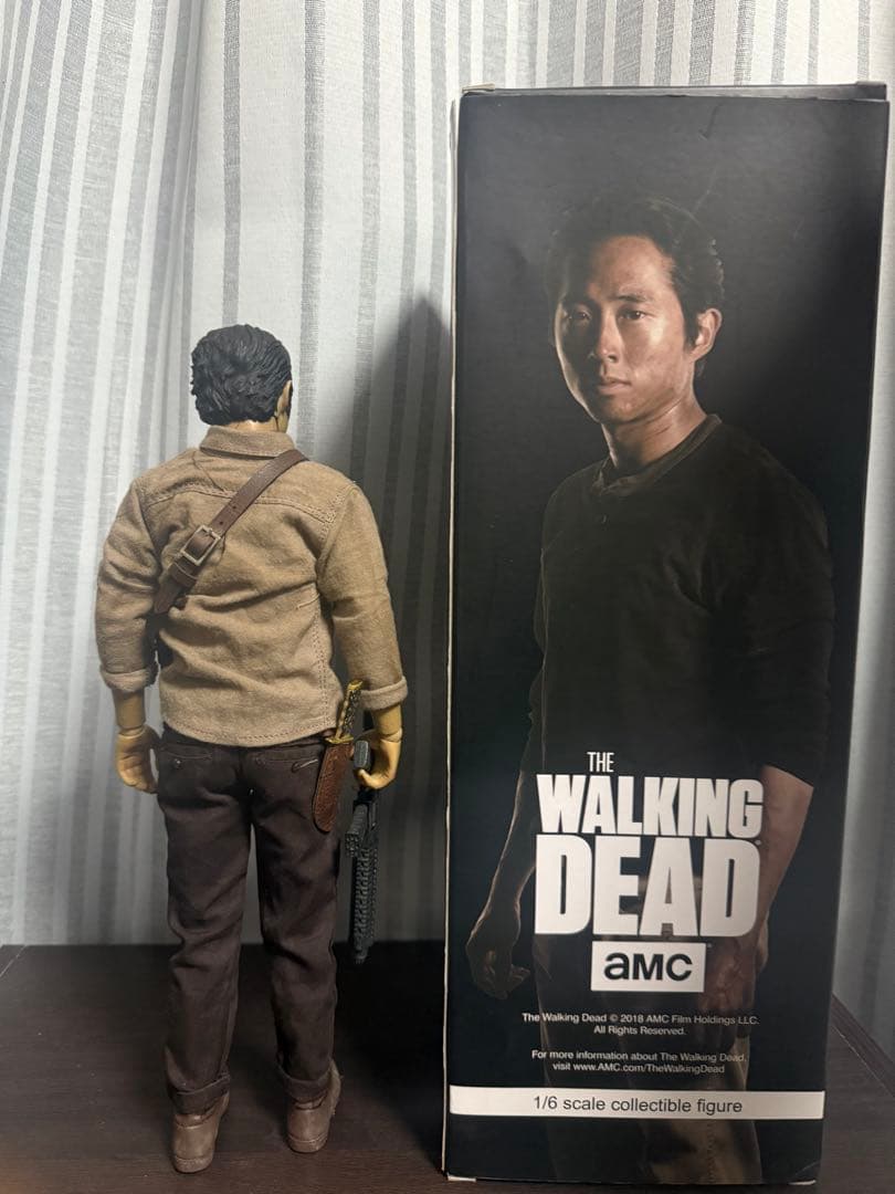 THE WALKING DEAD グレン・リー 1/6フィギュア　スリーゼロ