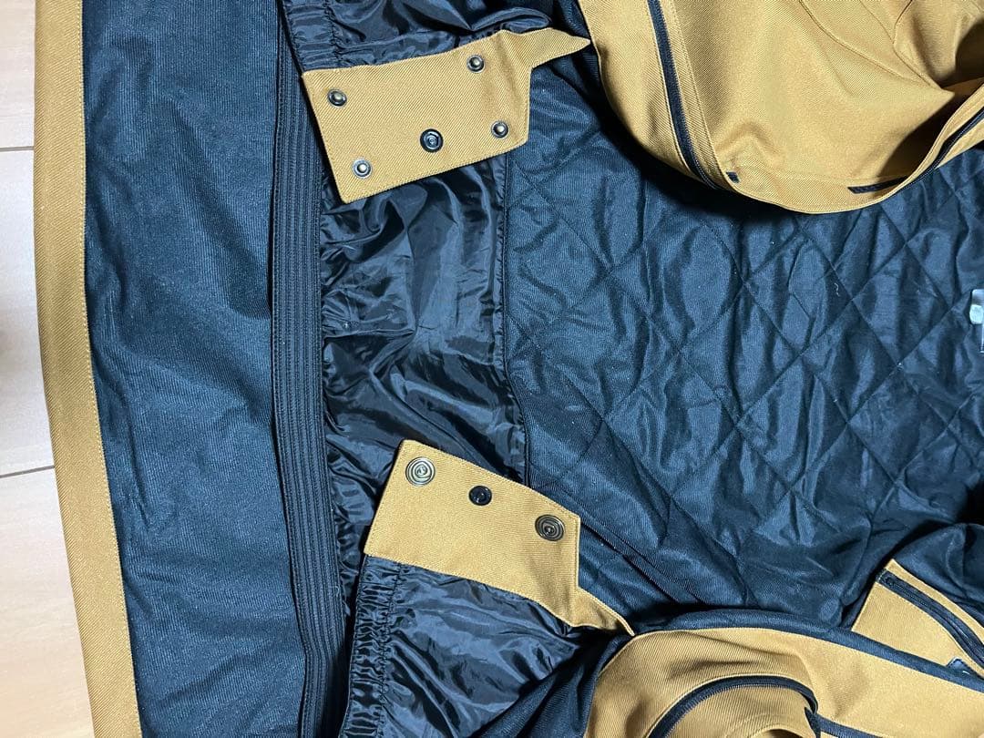 ネームレスエイジ ウエア Lサイズ 上下セット