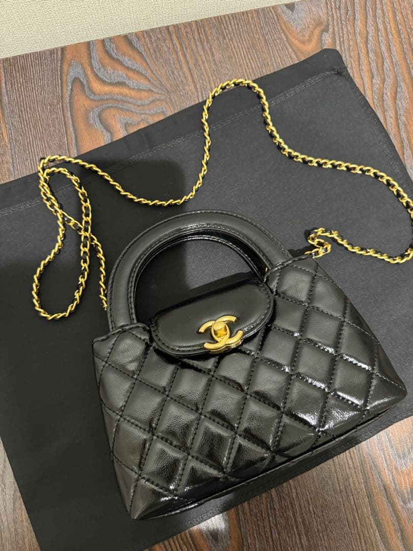 CHANEL ノベルティ　ブラック キルティング バッグ　ショルダーバッグ