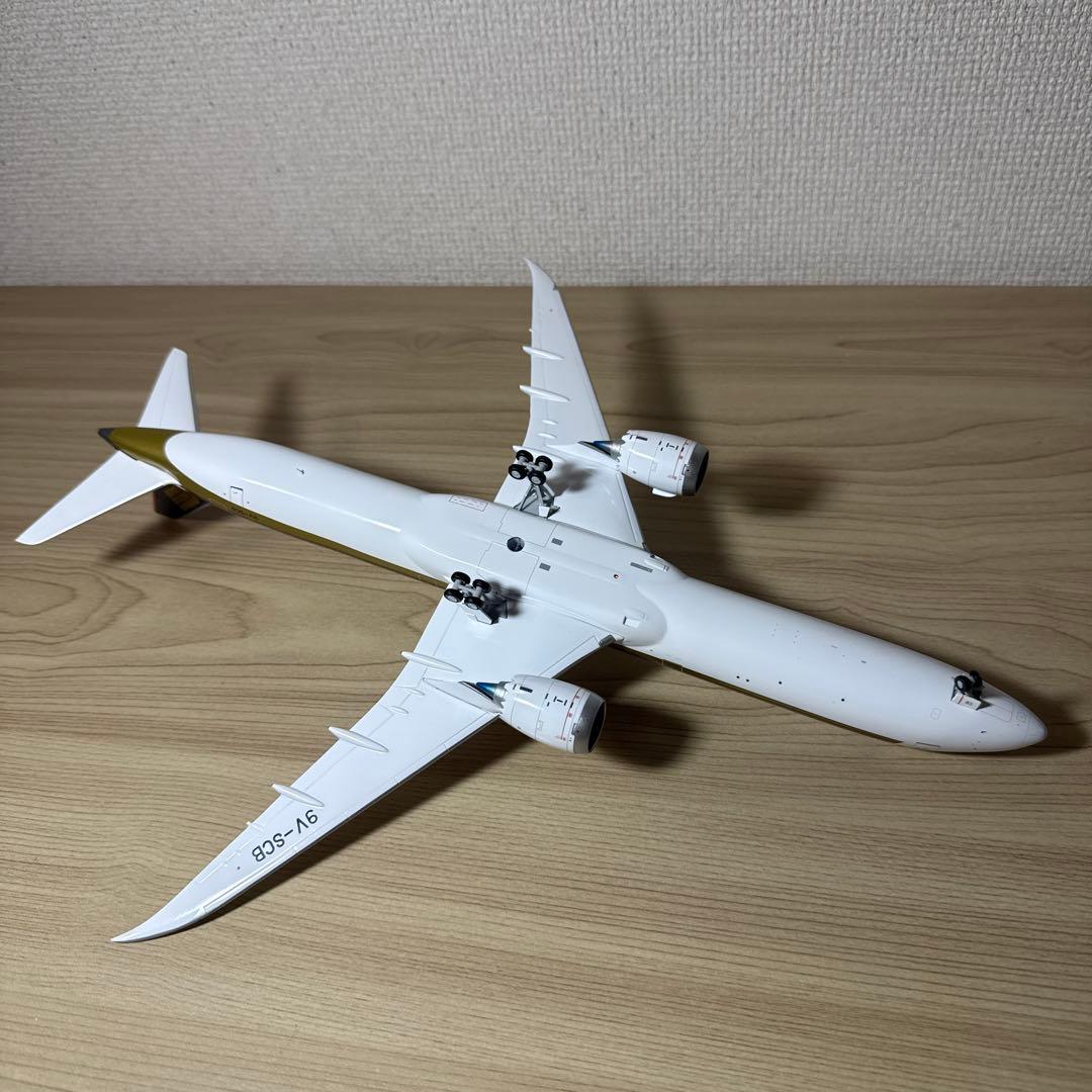 1/200 787-10 シンガポール航空