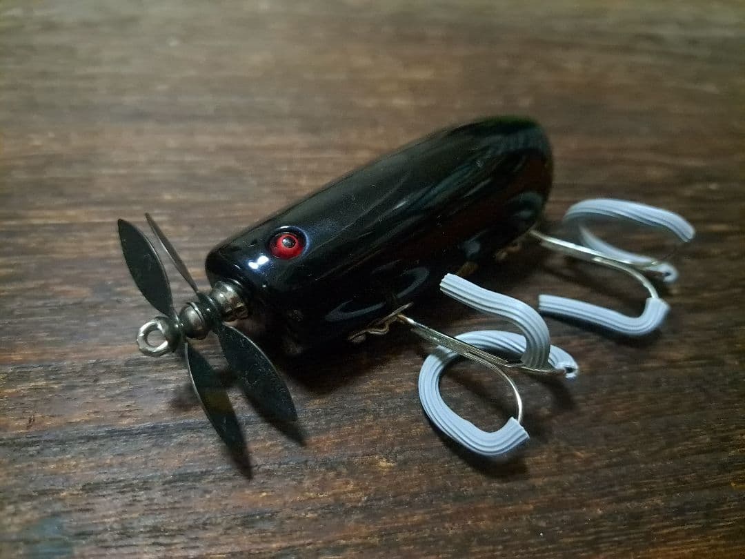 トップウォータージャンキー　ミルヘッドターキー　ブラック　レッドアイ