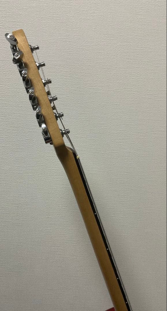 BUSKER'S ストラトキャスター　赤