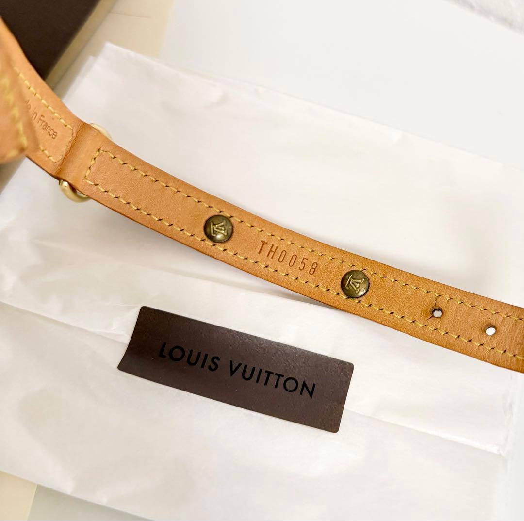 【美品】LOUIS VUITTON ルイヴィトン　首輪　モノグラム