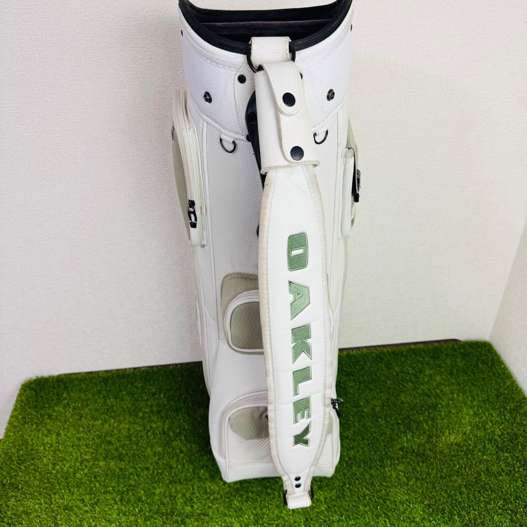 【人気モデル】オークリー ツアーモデル キャディバッグ 白