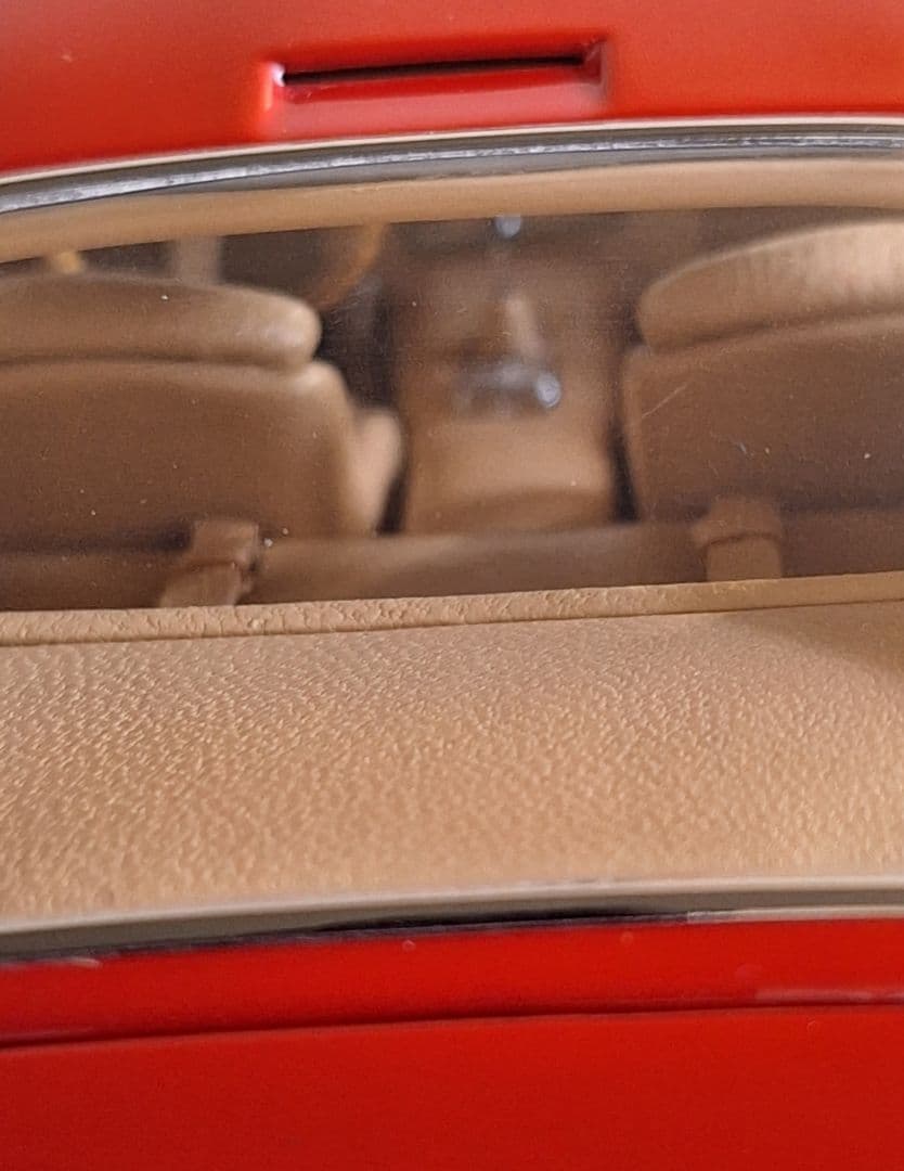 CMC フェラーリ 250GT Berlinetta (SWB) 1/18