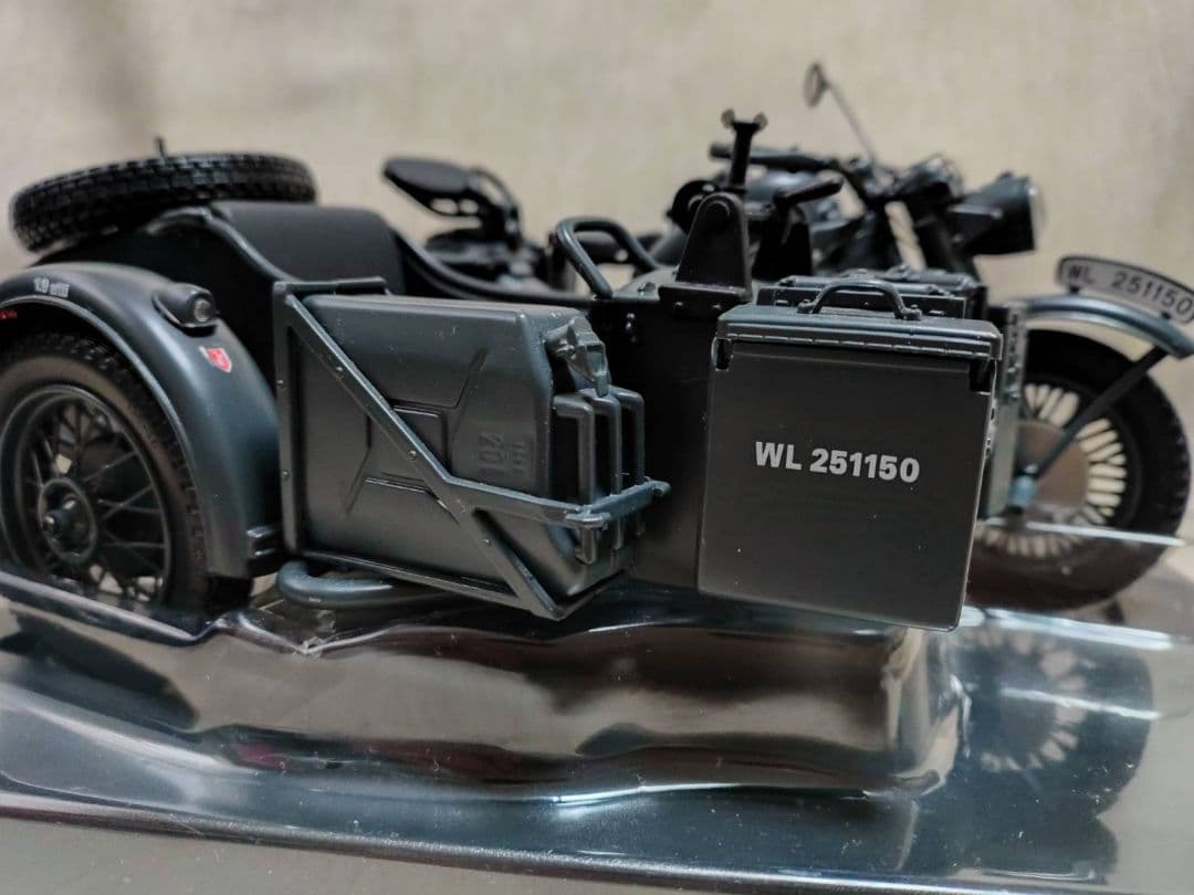 シュコー　ツェンダップ　KS750 サイドカー　 サイズ1/10