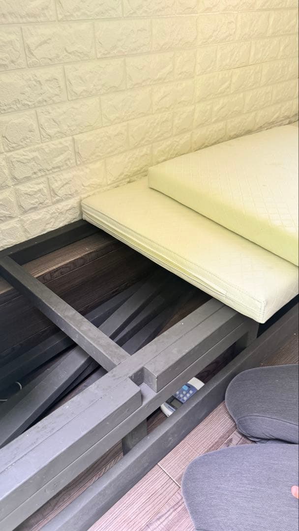 軽トラ ミニハウス ソーラーパネル キャンピングカー 避難シェルター キャンプ