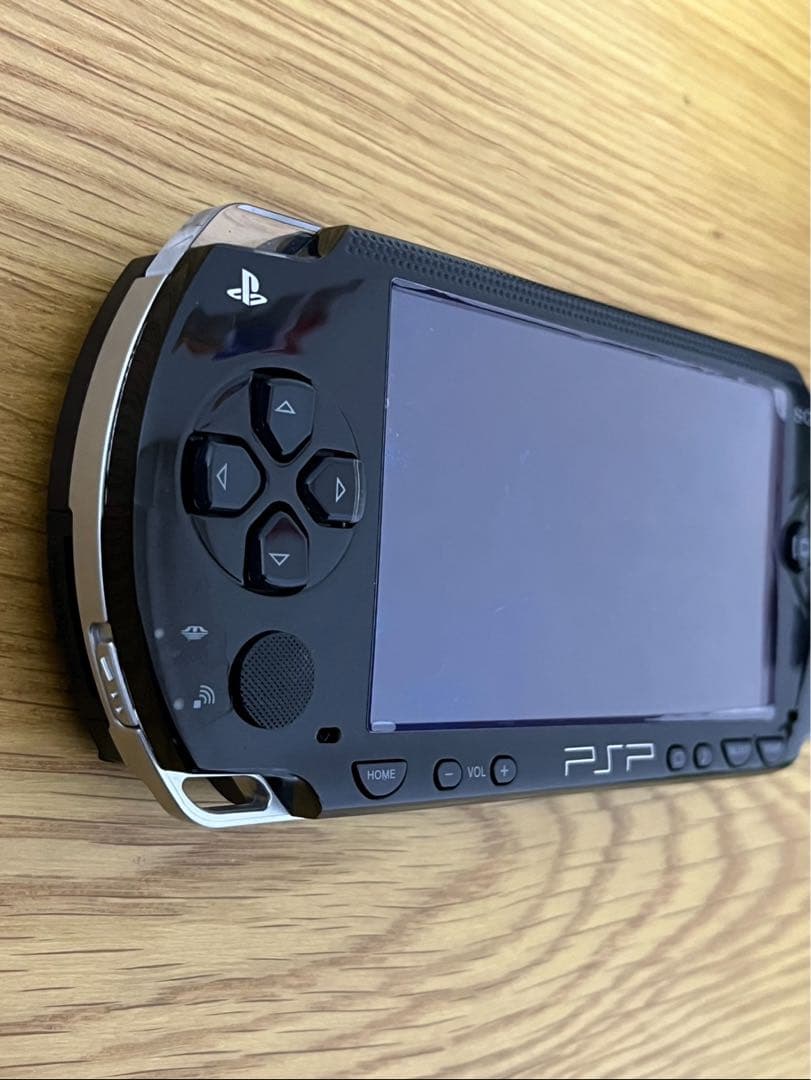 極美品 PSP 黒 ブラック 本体 付属品 ソフトケース付属　ソニー 171