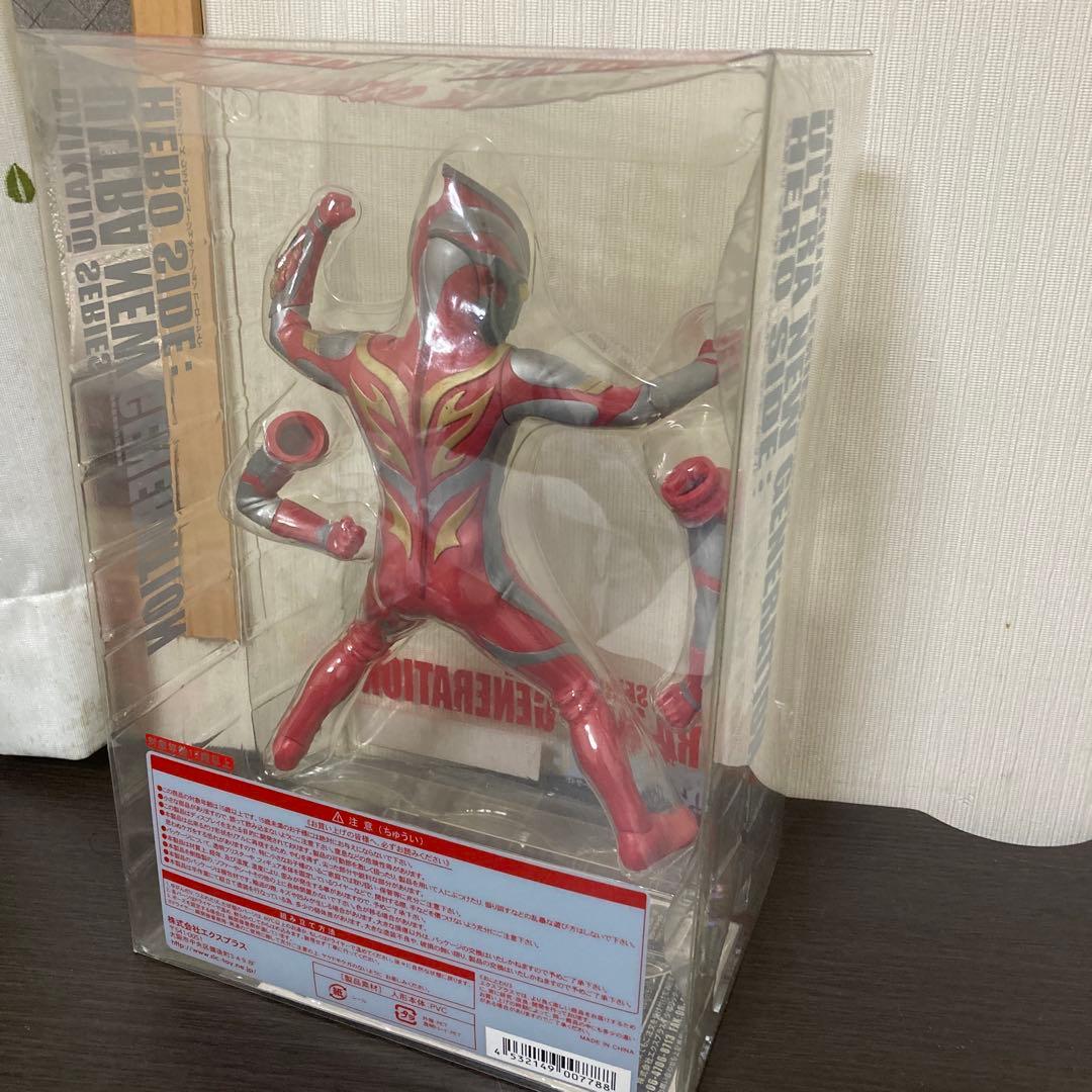X-PLUS ウルトラマンメビウス