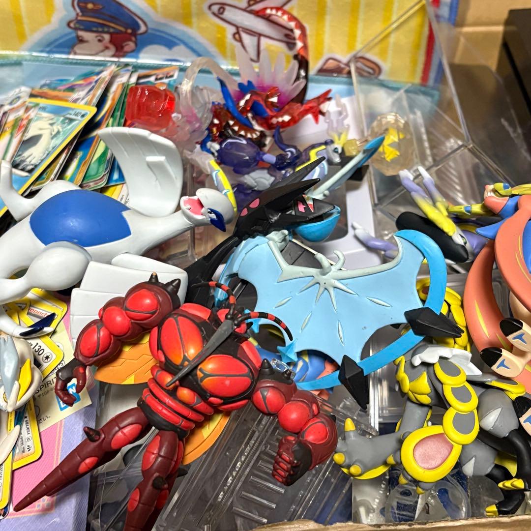 おもちゃ　雑貨　まとめ売り　モンコレ等